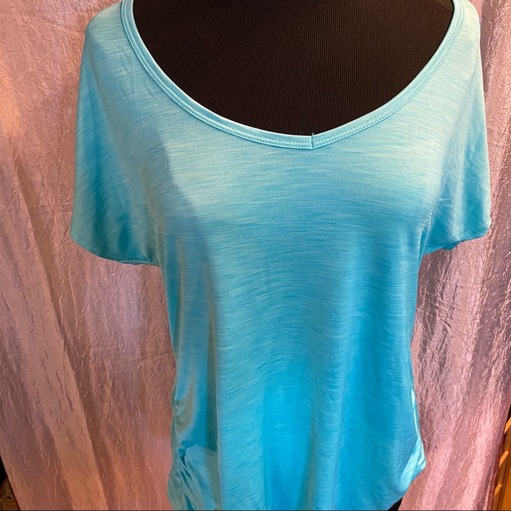 Everlast short‎ sleeve scoop neck workout top